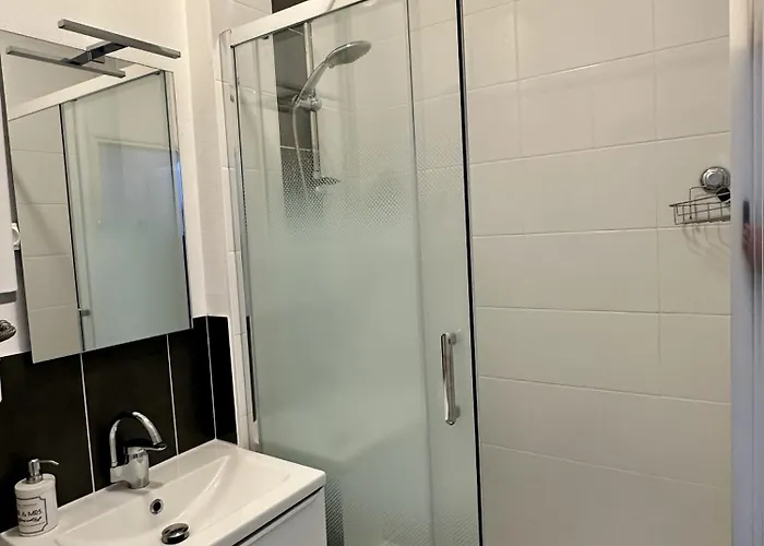 Hyper Centre شقة أنجير